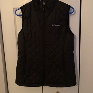 Columbia vest